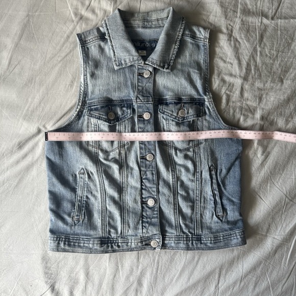 Maurices Denim Vest Medium Light Blue Jean Button Collared Pockets stretch - Picture 6 of 9
